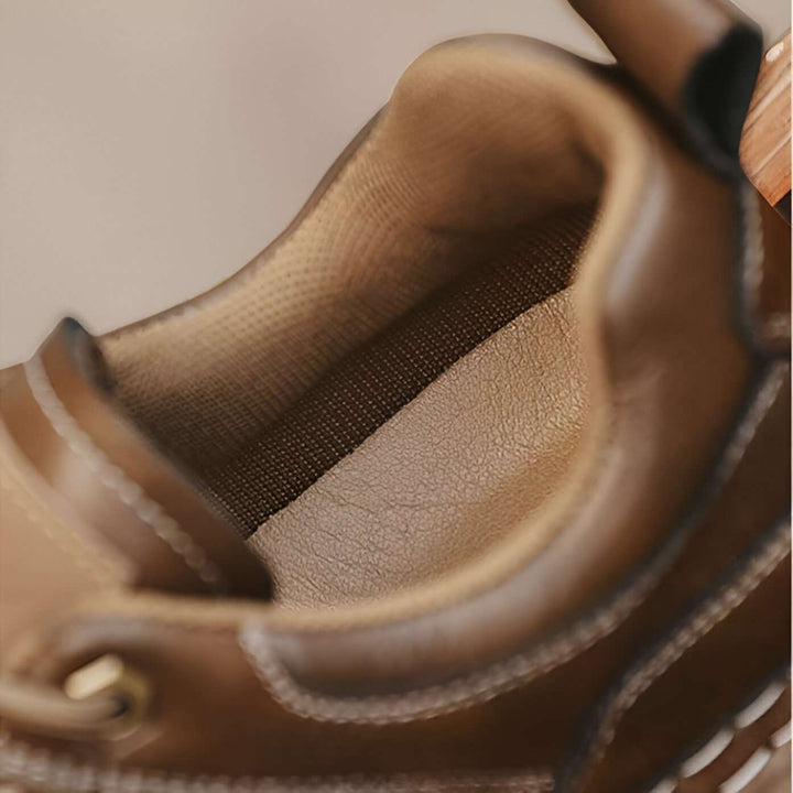 Captain Leather Sneakers