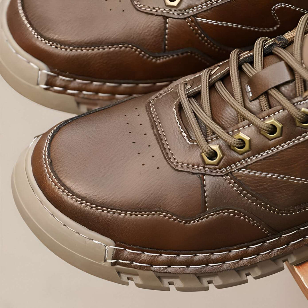 Captain Leather Sneakers